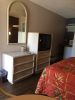 WILDWOOD HOTEL QUEEN ROOM
